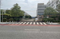 湖南天長置業(yè)有限責任公司對原湖南鈴本環(huán)?？萍加邢薰緢龅毓_招租公告